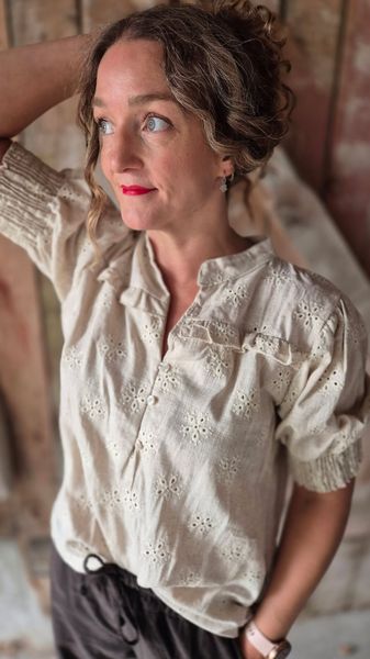 Hovedbilde INGER Bluse Beige