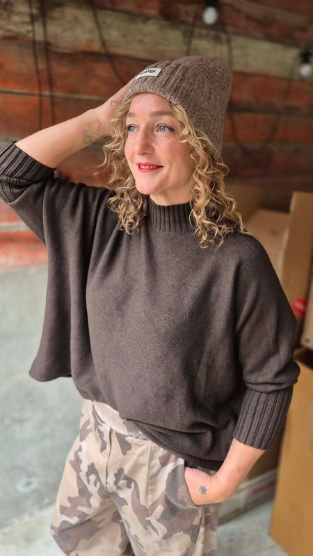 LIV Turtleneck Genser Brun