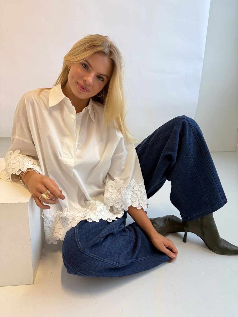 KLARA Bluse m Broderi White