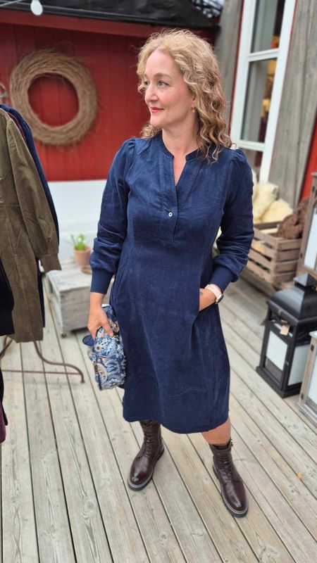 RHAENA Kjole Babycord Navy 