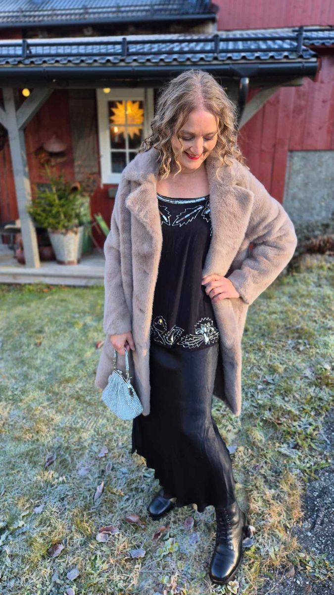 GLAMMY Langt Skjørt Black