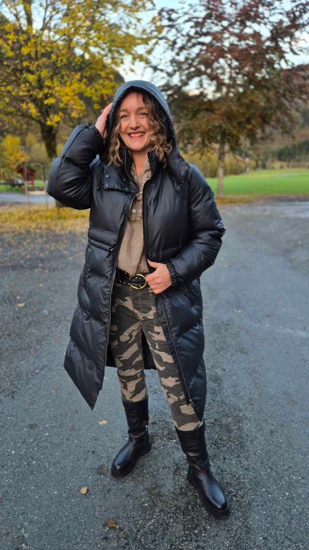 CELINDA Jakke Long Black