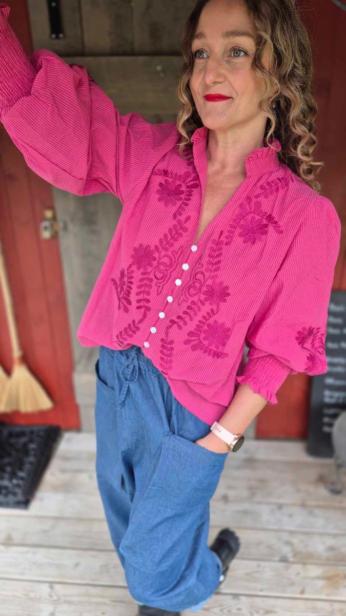 ALMA Skjorte med Broderi Burgunder