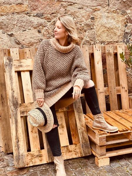 ADA Strikkegenser Beige 