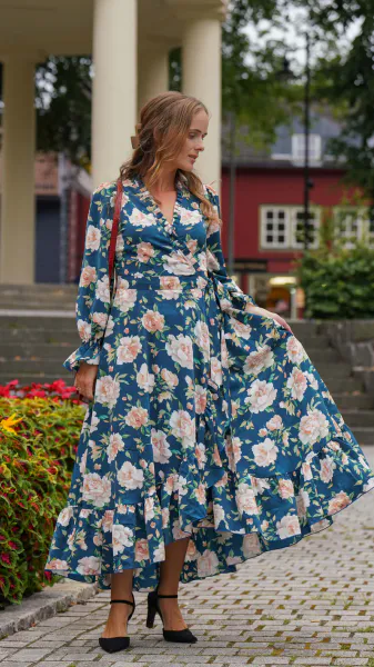 Hovedbilde SYRIN Lang Omslagskjole ...